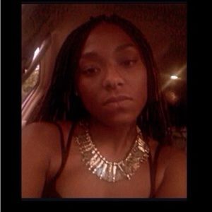 Meet your Posher, Daniece